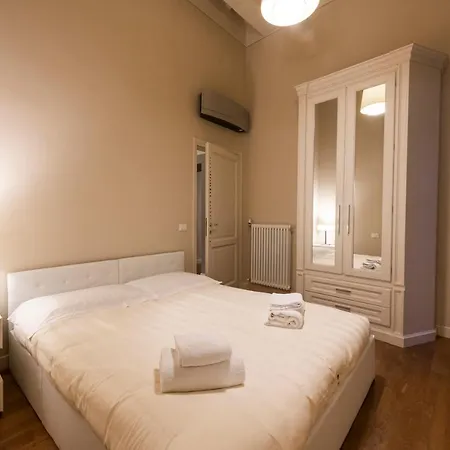 Apartment Rucellai Prestige By Mmega Florence